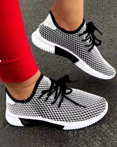 Breathable sneakers